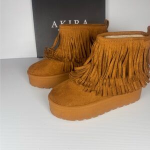 AKIRA Brown Fringe Platform Boots Sz 6 Boho Western Fest Suede Ankle Boot NWT